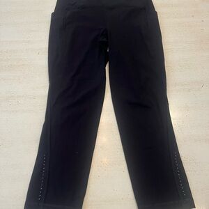 Lululemon fast and free high-rise cropped size 6 in black.